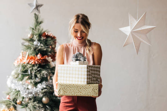 5 Perfect Christmas Gifts for Her in 2023