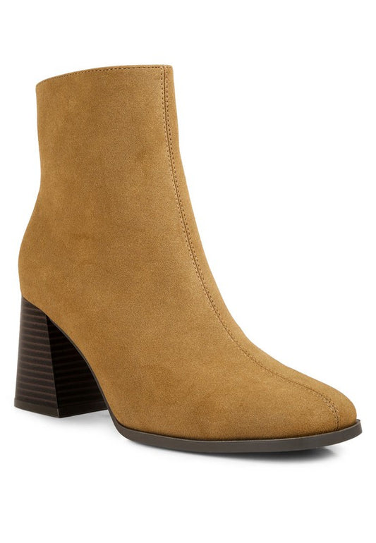 Cox Cut Out Block Heeled Chelsea Boots