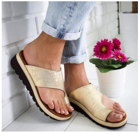 Toe wedge heel with half drag sandals