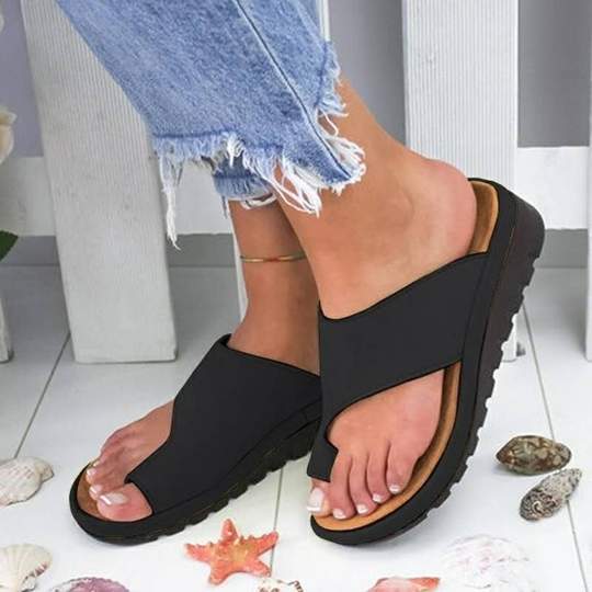 Toe wedge heel with half drag sandals